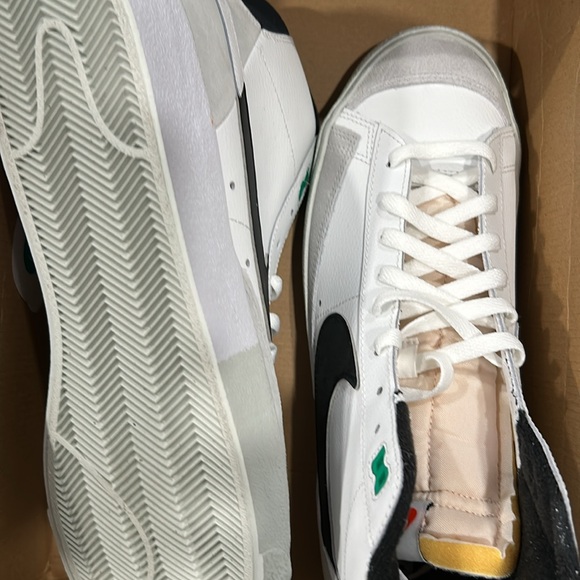 Blazer Mid 77' Split Sneakers - White & Black - Picture 14 of 14